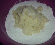Focaccia de cartofi cu cascaval afumat si carnati-1