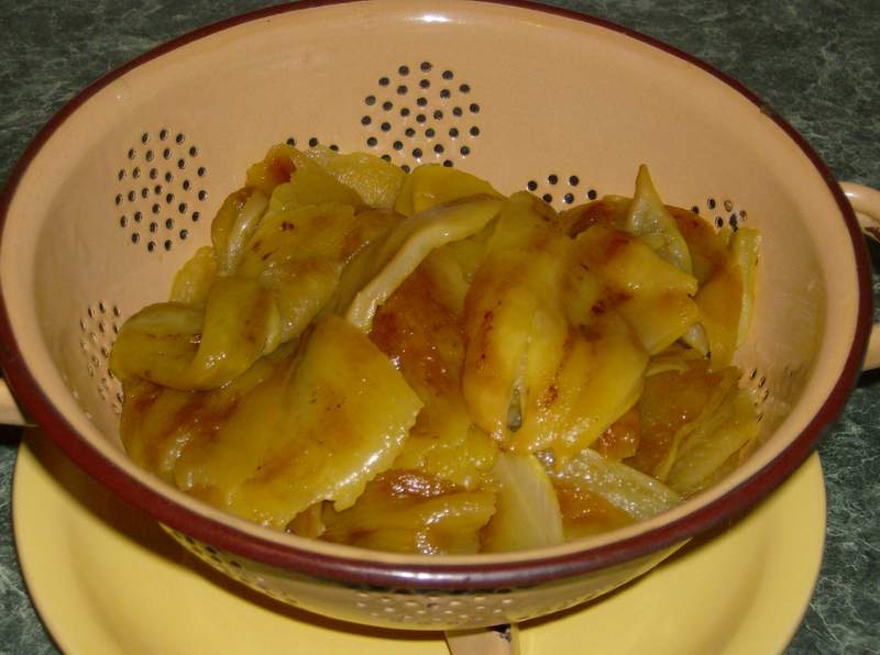 Salata de ardei copti cu usturoi