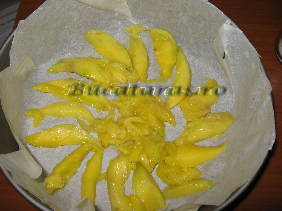 Prajitura cu mango rasturnata