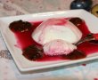 Bavareza de iaurt cu sos de prune-3
