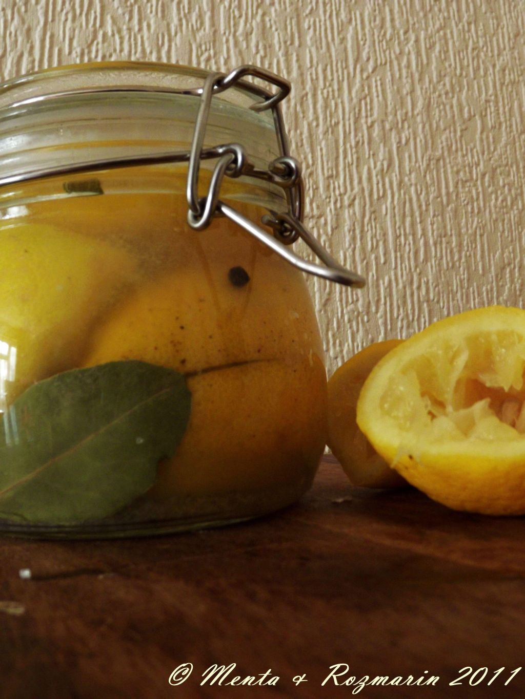 Lamai conservate (preserved lemons)