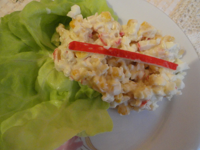 Salata de surimi