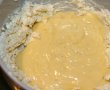 Tort cu rulada de capsuni si crema de vanilie-5