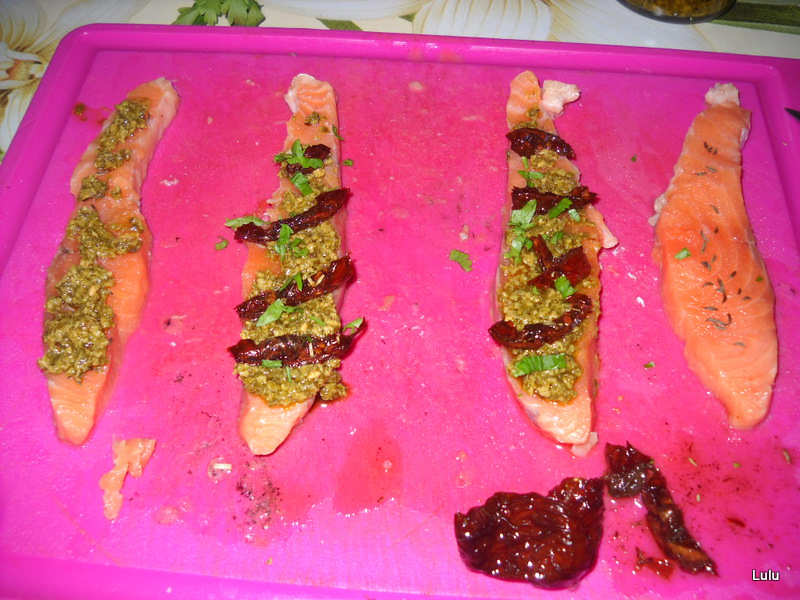 Papillotes de somon umplut