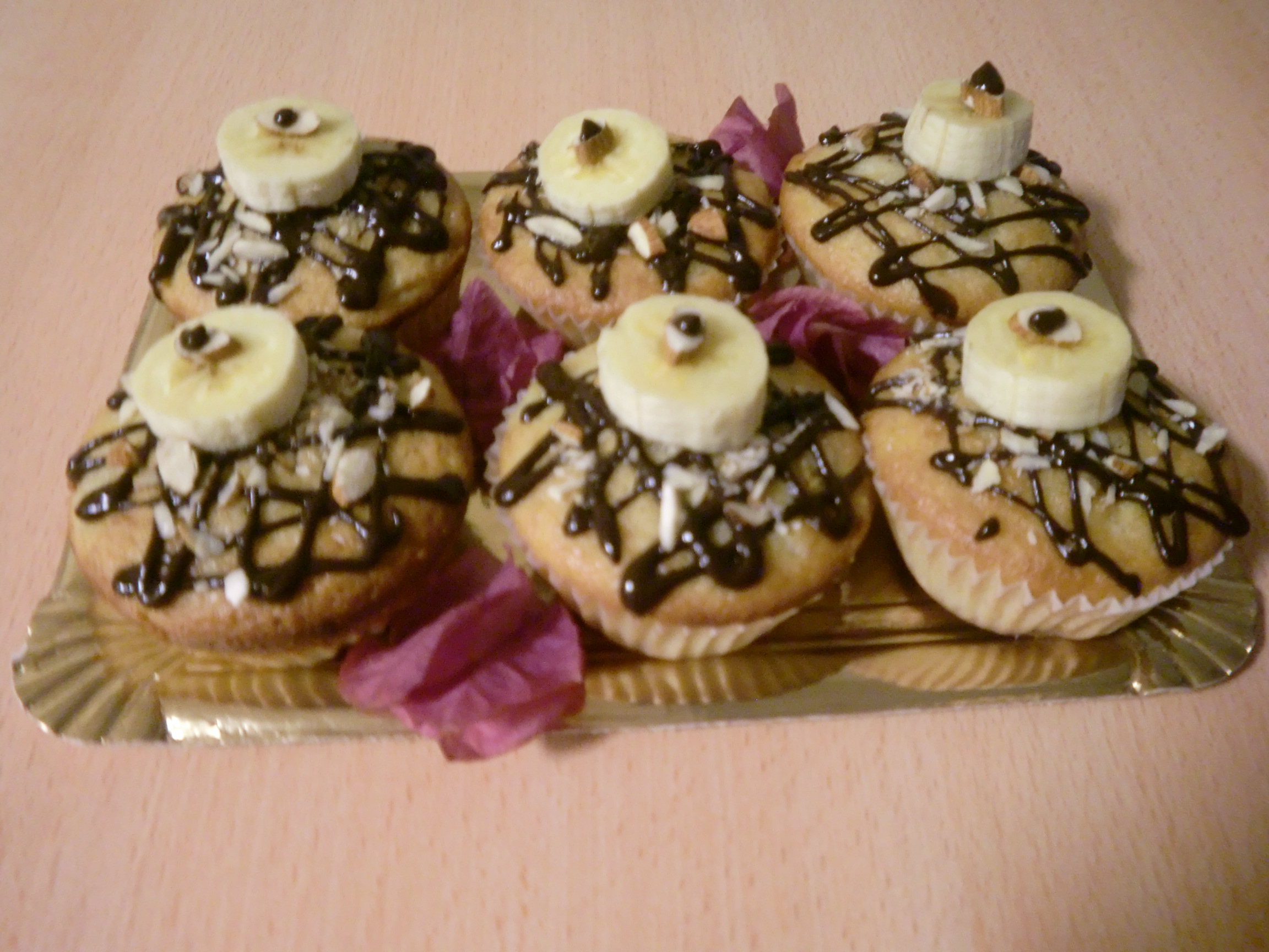 Muffins de banane cu ciocolata si fistic