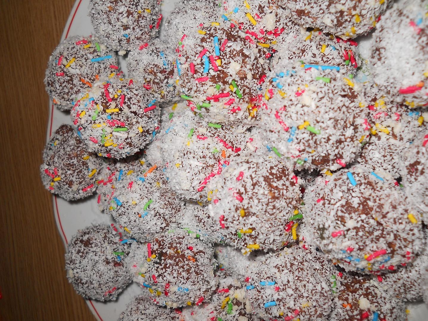 Bomboane din biscuiti