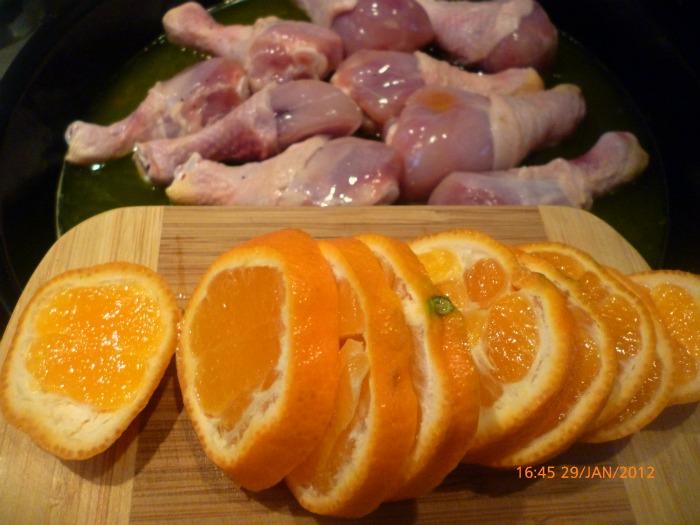 Pulpe de pui cu clementine si sos de portocale