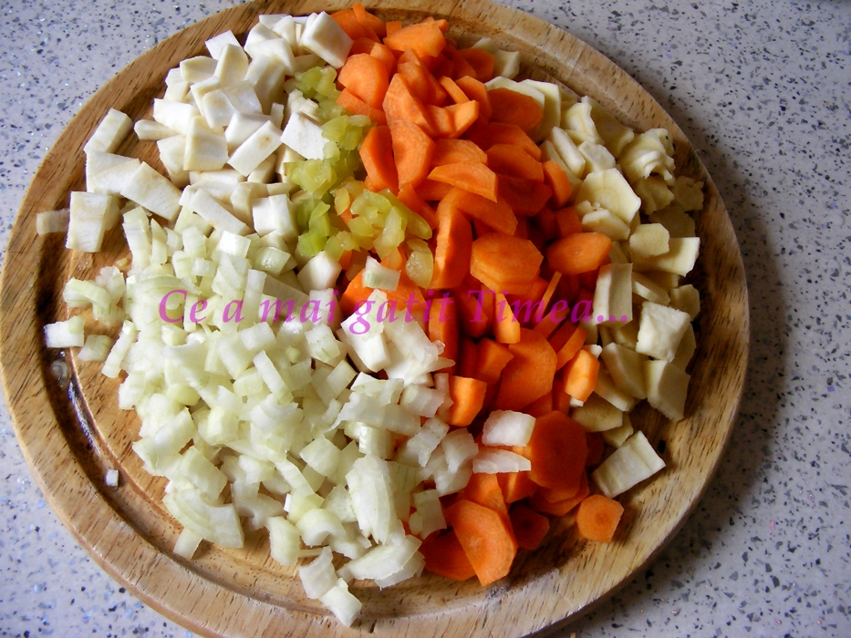 Ciorba de legume cu paste