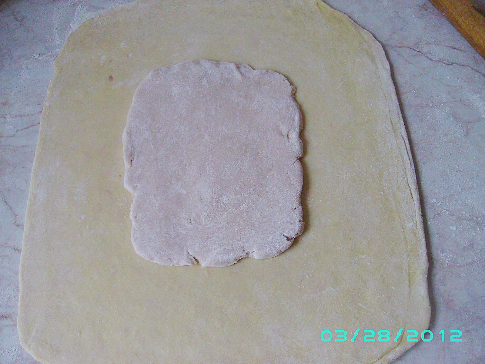 Aluat de foietaj cu osânză (hai)