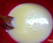 Tort cu mousse alb si fructe de padure-1