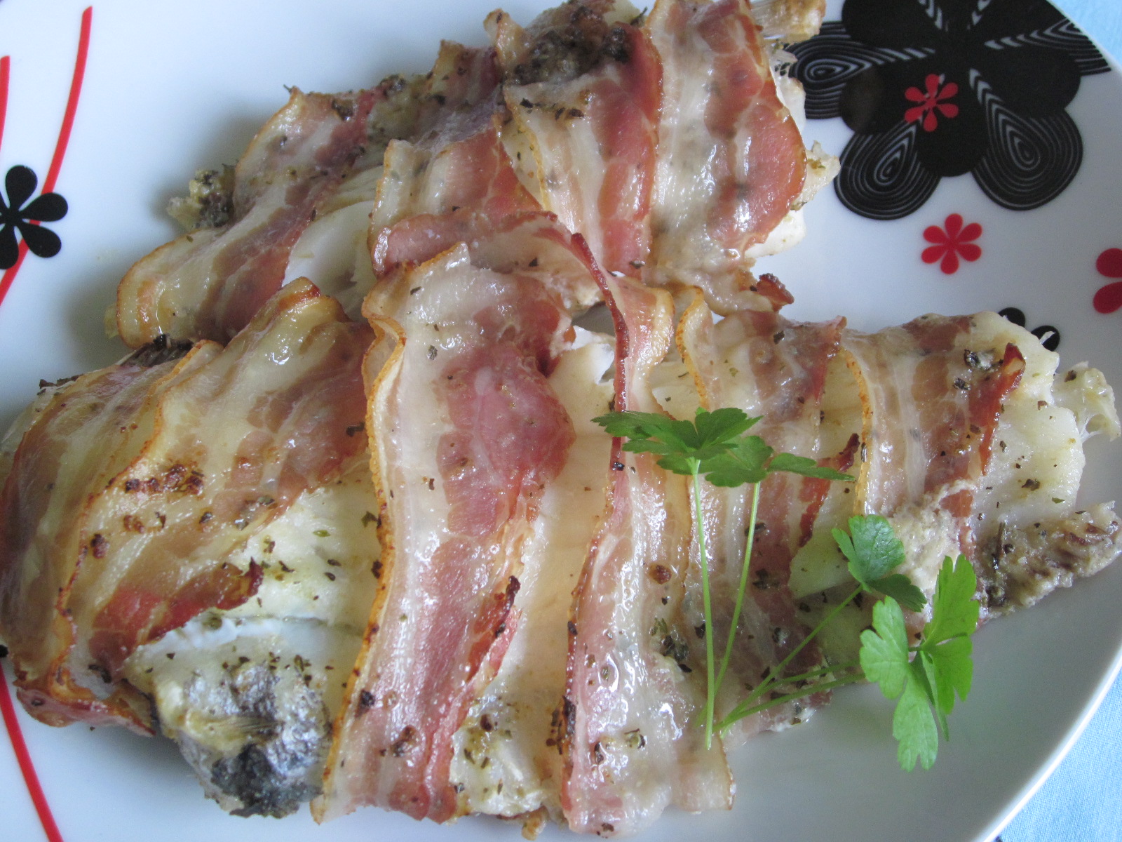 Trunchi de grenadier invelit in bacon