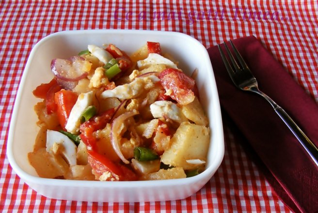 Salata orientala de cartofi