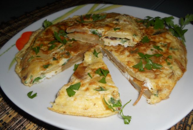Tortilla de patatas(omleta spaniola cu cartofi)