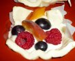 Cosulete foietaj cu branza dulce vanilata si fructe-4