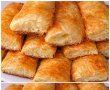 Placinta in foi cu brinza de vaci reteta spornica si delicioasa-5