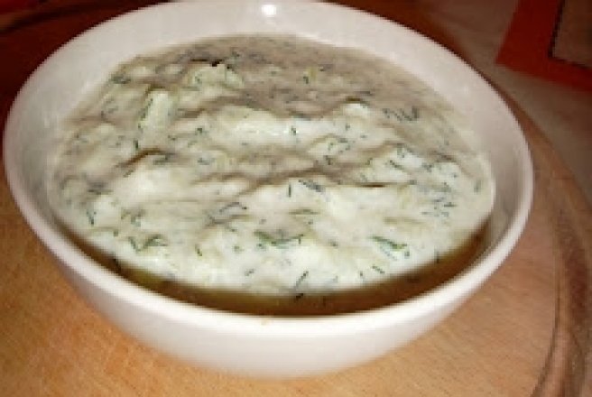 Salata Tzatziki