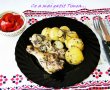 Pulpe de pui cu cartofi la cuptor in vas roman-7