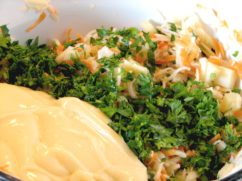 Salata de cruditati cu cartof copt