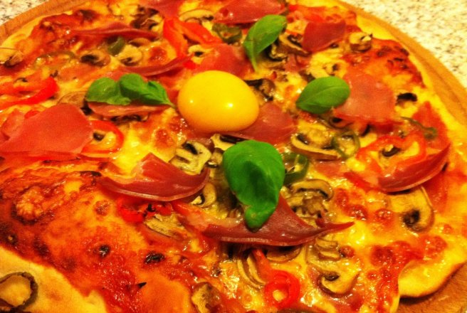 Pizza regina