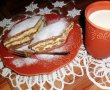 Prajitura cu foi, branza dulce si stafide-8