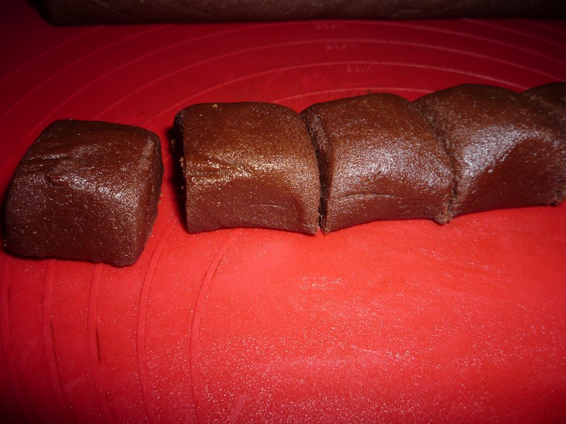 Fursecuri cu cacao si ciocolata alba