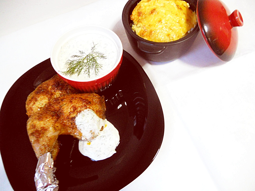 Prânzul de Duminică – Pulpe de pui cu cartofi şi sos de iaurt