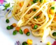 Spaghete cu legume si sos de usturoi-4
