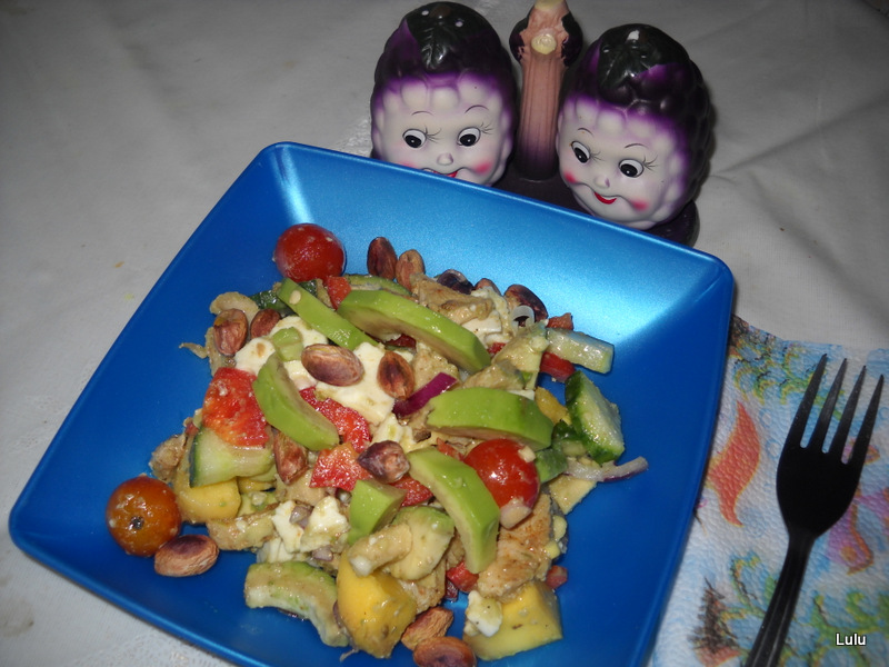 Salata de pui cu fructe exotice