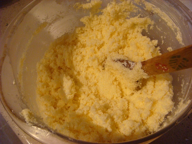 Rulada de biscuiti cu crema de cocos