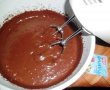 Tarta de ciocolata cu blat de biscuiti si nuca-5