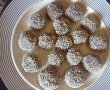 Cartofi din biscuiti cu cacao si nuca de cocos-1