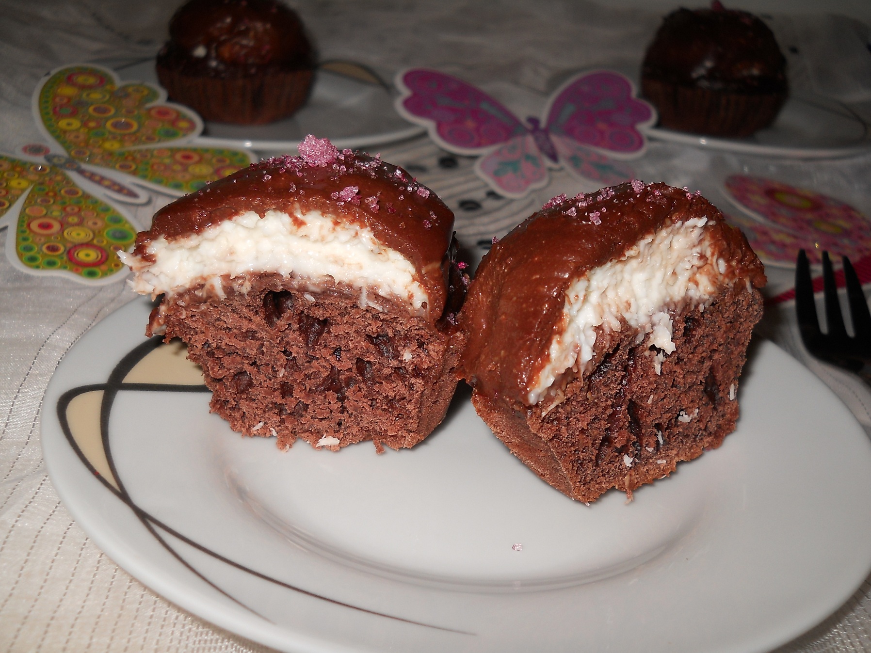 Cupcakes sub cupola de cocos