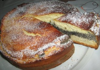 Tarta cu mac si brinza