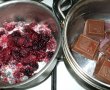 Tort "Iepuras" cu mure si ciocolata (video)-8