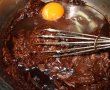 Tort "Iepuras" cu mure si ciocolata (video)-10