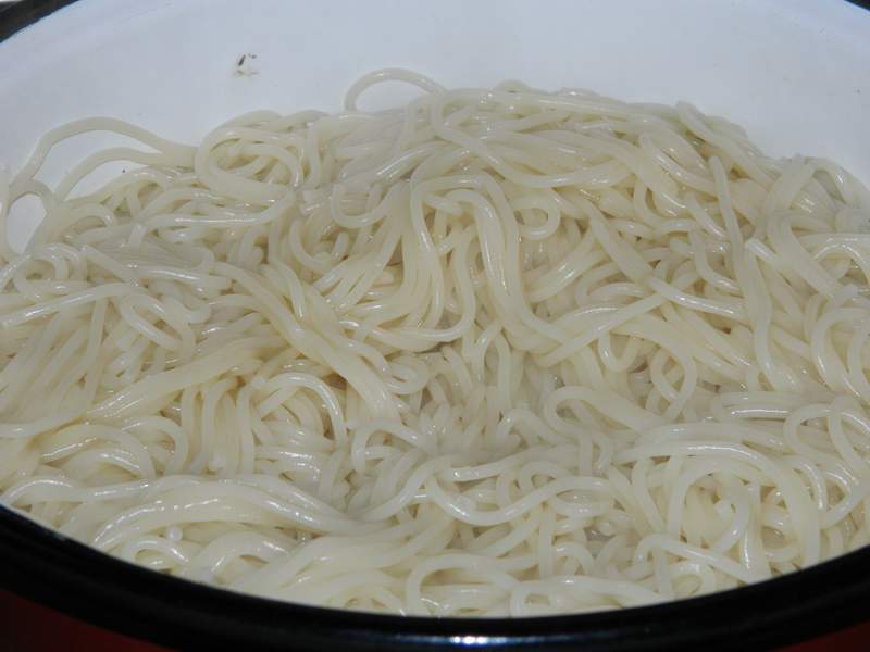 Spaghete carbonara, reţetă cu smantana
