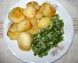 Cartofi noi fierti si prajiti cu mujdei de usturoi verde-6