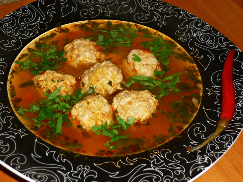 Romanian Ciorbă de Perisoare (Meatball Soup)