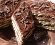 Desert Prajitura cu foi fragede si crema de cacao si rom, deliciul unei mese reusite-3