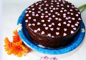 Tort Anca - ciocolata si gem de caise