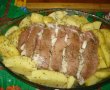 Muschiulet de porc impanat cu sunca si usturoi cu cartofi noi-3