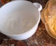 Tort cu crema de vanilie,cocos si zmeura-2