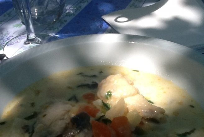 Supa ardeleneasca  de pui cu legume ( becsinalt leves)