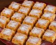 Desert pandispan cu caise-10