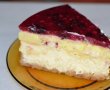 Cheesecake cu crema de vanilie si topping de fructe de padure-1