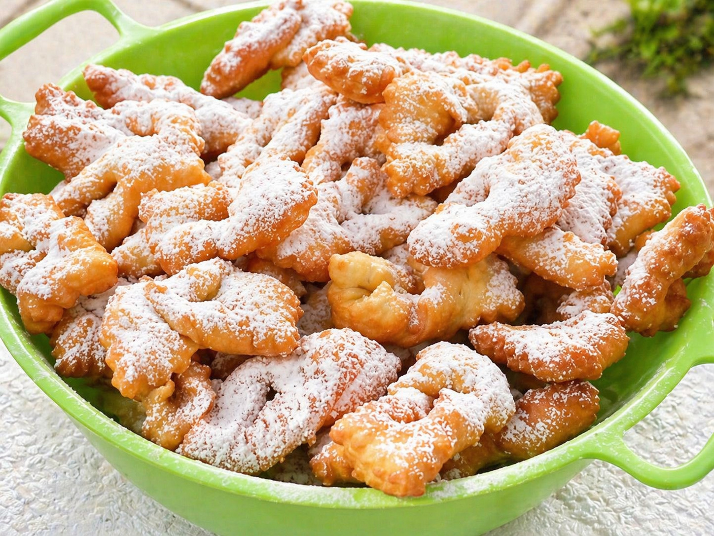 Desert minciunele
