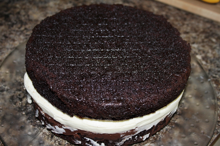 Desert tort de ciocolata Tuxedo