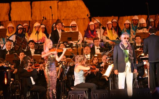 Bucataras hai hui prin Toscana: concertul lui Andrea Bocelli