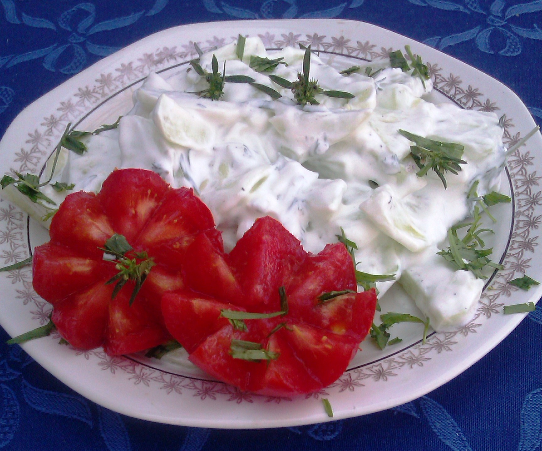 Salata de vara cu castraveti