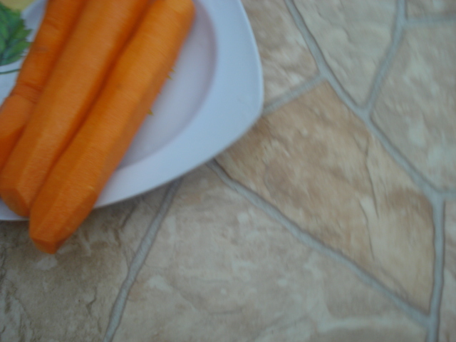 Tuspais de dovlecel cu morcovi si oua ochiuri